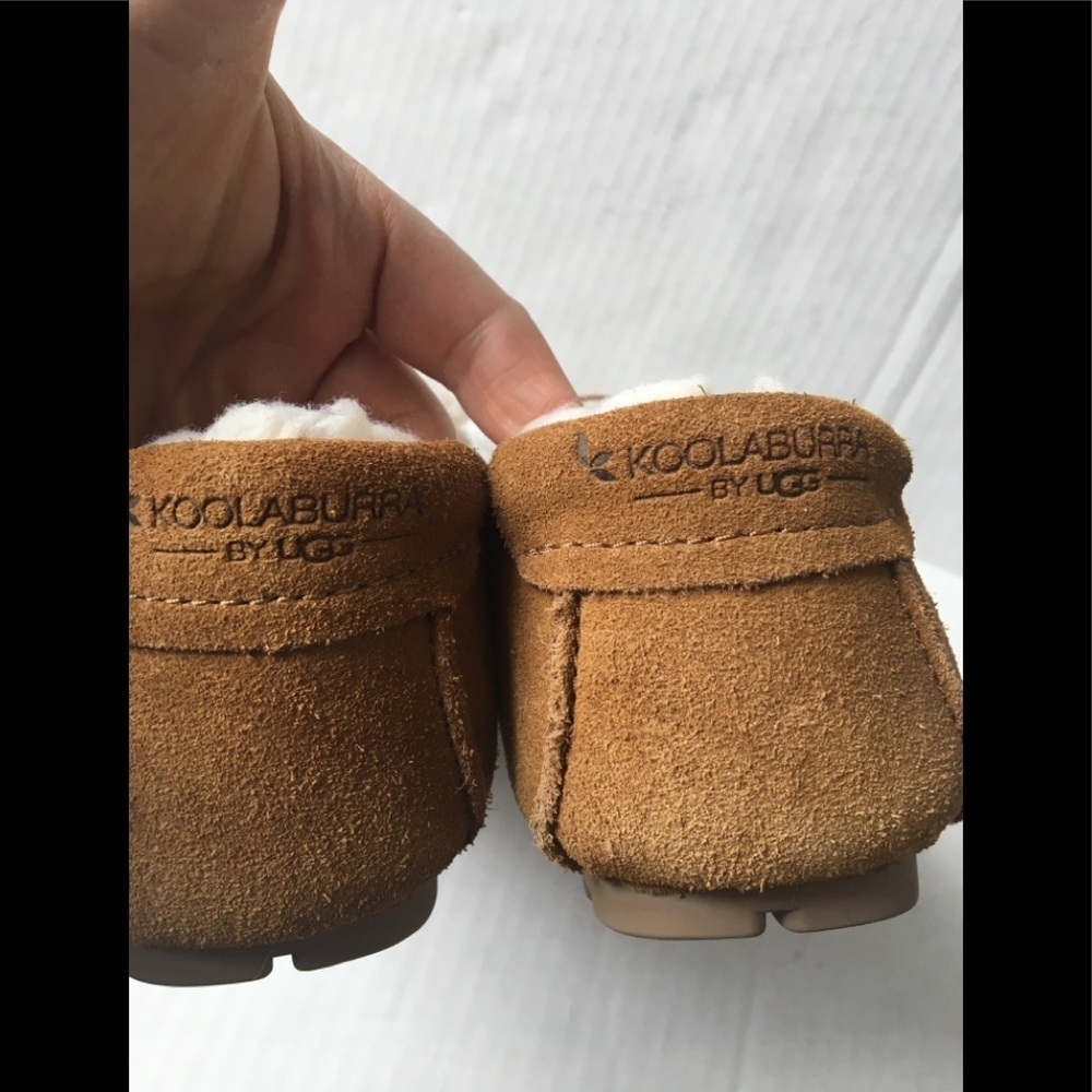 Koolaburra by UGG Tan/ Chestnut Slippers - Picture 14 of 16